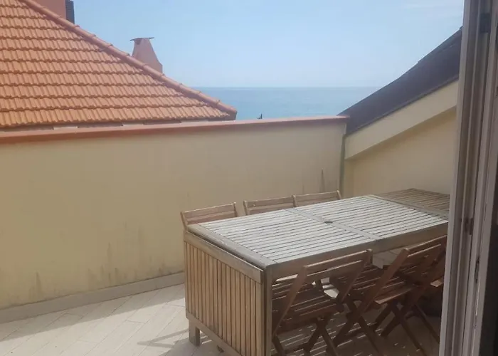 Casa Dei Pescatori * Alassio